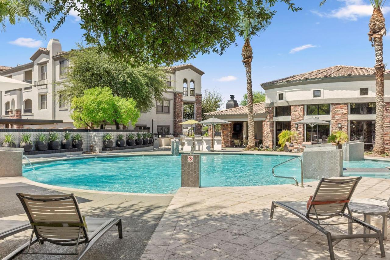 Cozysuites Glendale By The Stadium With Pool 06 Exterior foto